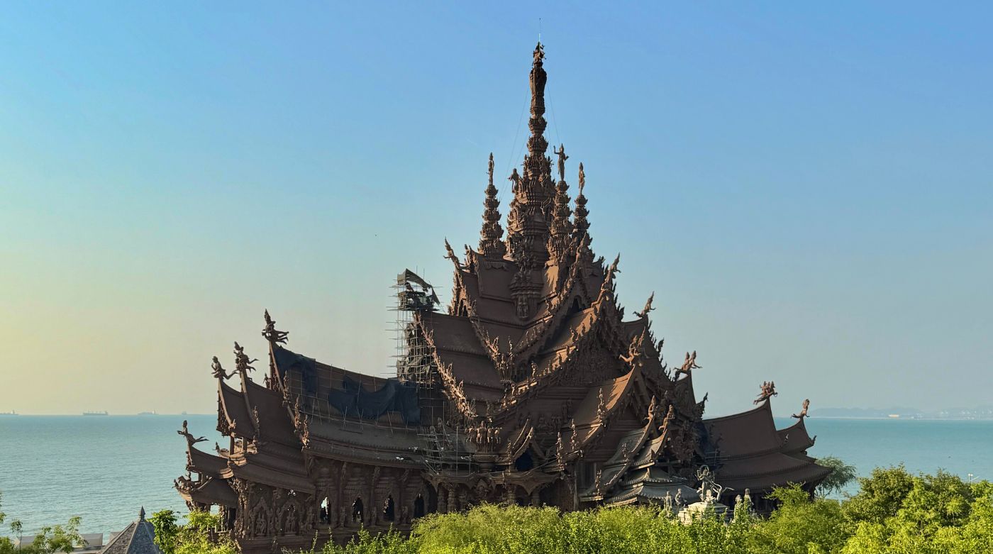 How to Go to the Sanctuary of Truth in Pattaya: A Filipino Traveller’s Guide